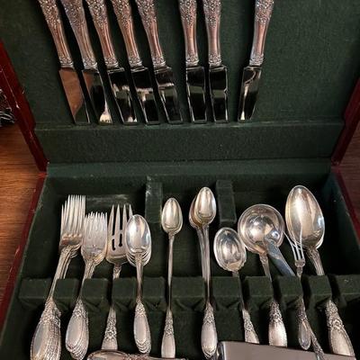 Old Mirror Towle sterling set. Service for 8