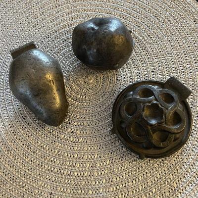 Antique pewter ice cream molds.
Left: Pear. $30
Center: Apple. $25
Right: Rare pie. $50