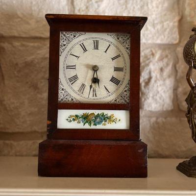 Antique Ansonia mantle clock. Estate sale price: $125