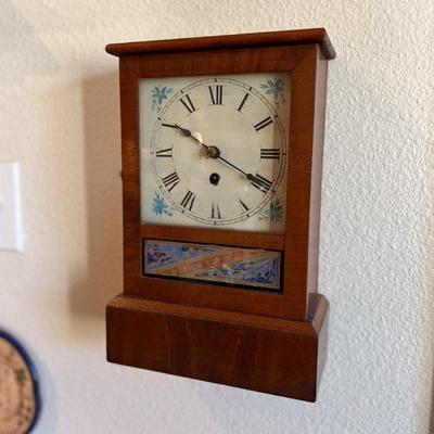 Antique Jerome & Co mantle clock. Estate sale price: $95