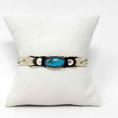 #482 â€¢ Native American Sterling Silver Cuff with Turquoise Center Stone, 21g
