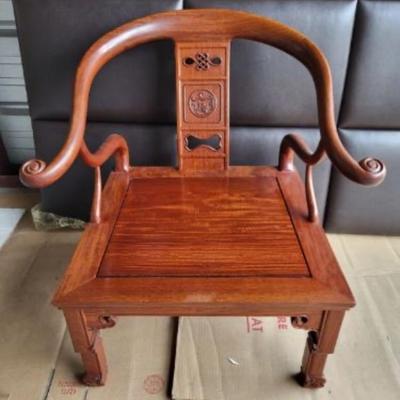 Two 1940'S Vintage George Zee Chinese Hardwood Horseshoe Chairs
Low chairs and tables
Dimensions:
24"W x 23" D x 28"...