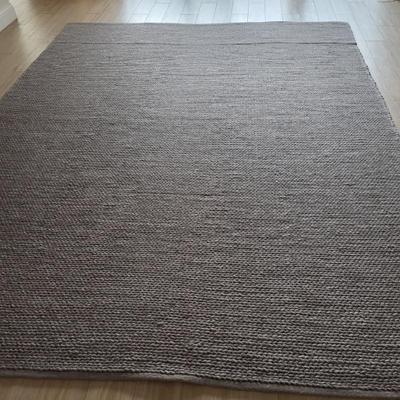GORGEOUS BRAIDED WOOL RUG 
PHOTOS DON'T DO IT JUSTICE
MUST SEE.  $1200
Dimensions:
96" x 122".     