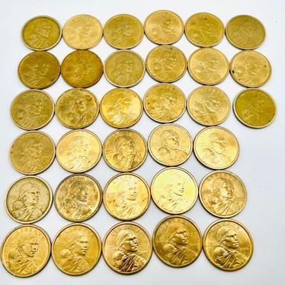 (33) Sacagawea Dollar Coins 2000-D, 2000-P
