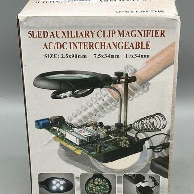 5LES Auxiliary Clip Magnifier New In Box
