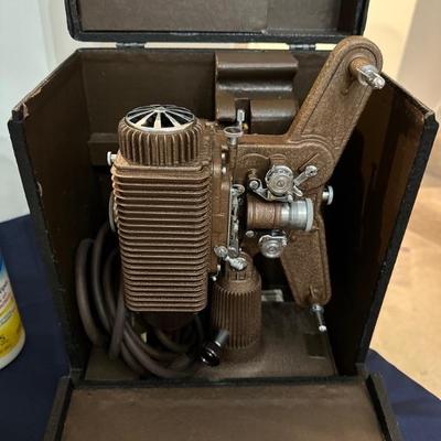 Revere 8 mm film projector