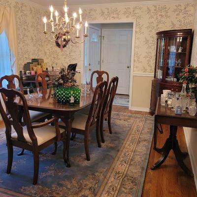 Dining table with two leaves