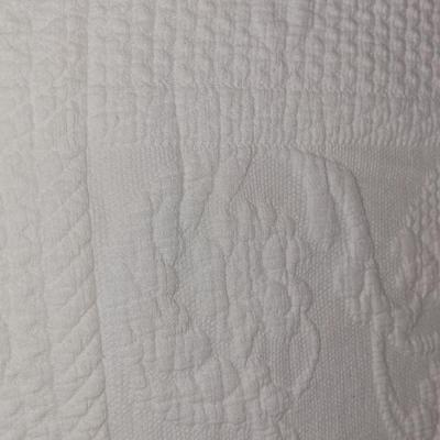 Bedspreads and comforters