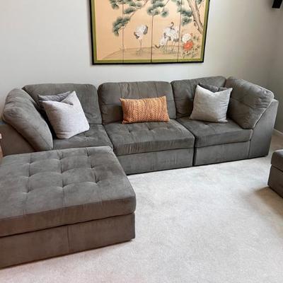 Excellent condition 5 piece sectional 