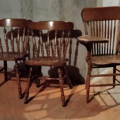 Windsor writing chair