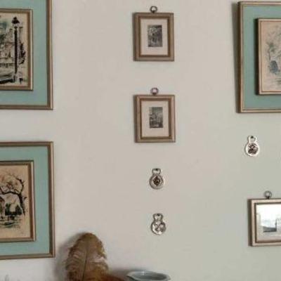 Horae brasses & framed orints