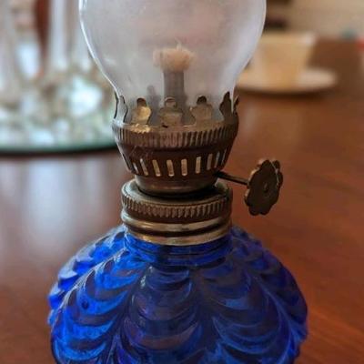 Coolidge Drape mini oil lamp