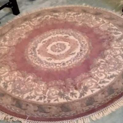 Handmade oriental round accent rug