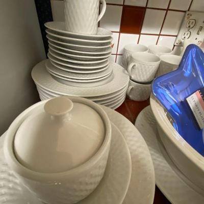 Gourmet Collection by Oneida, white dishes