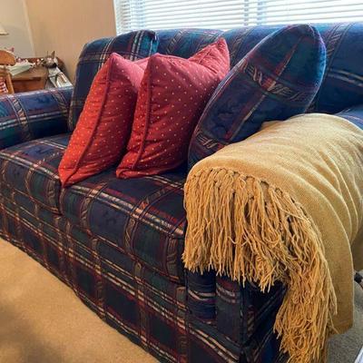 Settee by Lazy Boy, fabric is blue, red, gold