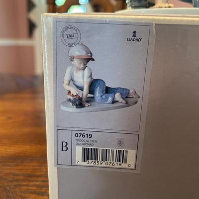 LLADRO "All Aboard" 7619 IN BOX NO FLAWS PRIVATE COLLECTION RETIRED 1995