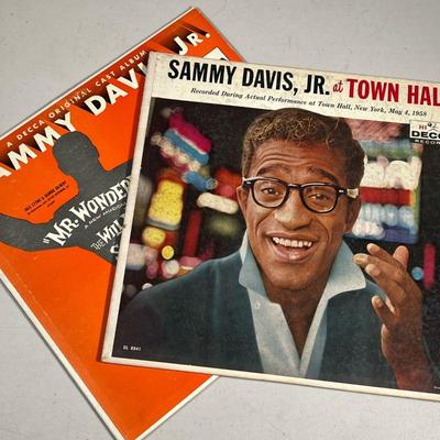 (2PC) SAMMY DAVIS JR RECORDS | At town hall (DL 8841) and Mr. Wonderful (DL 9032)
