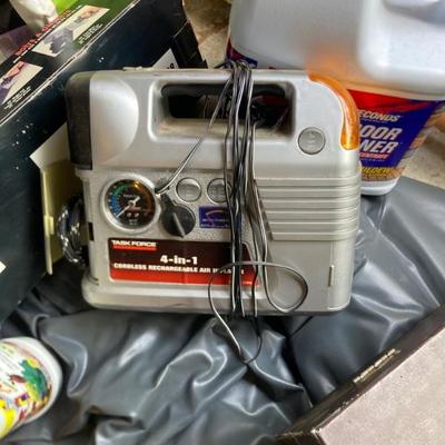 4 in 1 portable compressor works perfectly well
