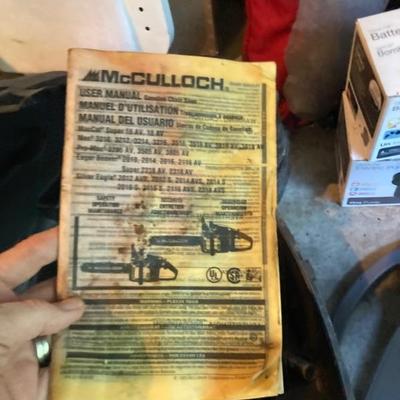 Gas powered Chain saw with hard case and owners manual!