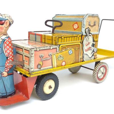 Unique Art Wind-Up Finnegan & Baggage Car Tin Toy