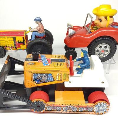 3 Vintage Wind-Up & Battery Op Toy Vehicles