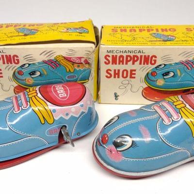 2 TPS Snapping Shoe Wind-Up Toys w/ Box