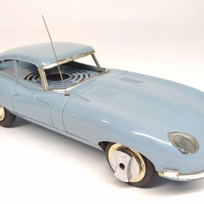 Jaguar E Type AM Transistor Radio (Works)