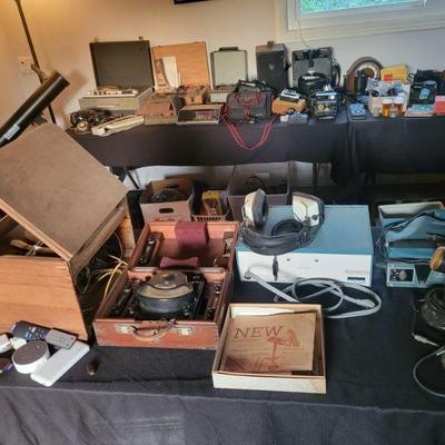 Vintage electronics sound equipment