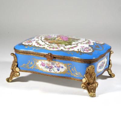 SEVRES STYLE PORCELAIN BOX | With acanthus leaf dore bronze mounts - l. 13.26 x w. 9.25 x h. 6 in.
