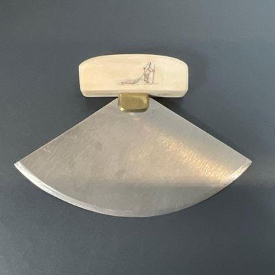 Inuit Carved ULU knife - Signed Alfred Olanna