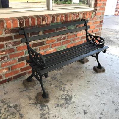 Charleston bench