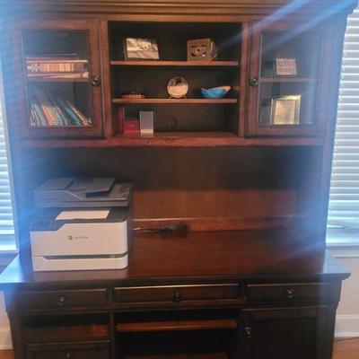 Office hutch and credenza
