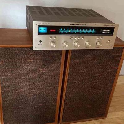 Vintage Electronics Stereo speakers