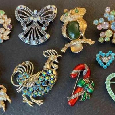 Pins brooches Jewelry 