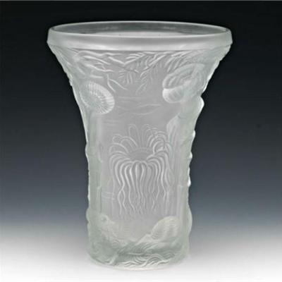 Lot 001   0 Bid(s)
Frosted Crystal Glass Sea Life Vase Josef Inwald Barolac Large