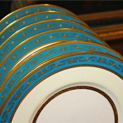 Lot 068   0 Bid(s)
12 Antique Minton Dinner Plates Turquoise Gilt Lily of the Valley