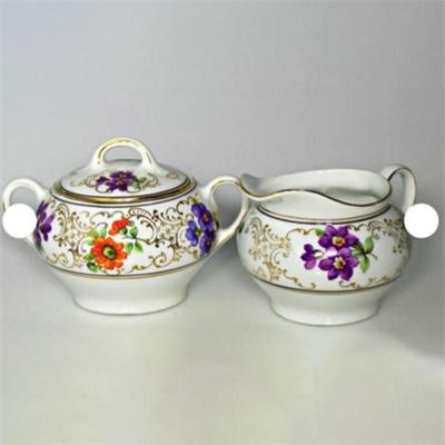 Lot 046   0 Bid(s)
Vintage Dresden Floral Porcelain Sugar Bowl and Creamer By Zeh Scherzer Germany