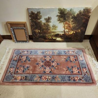Small Chinese rug, artwork / frames 