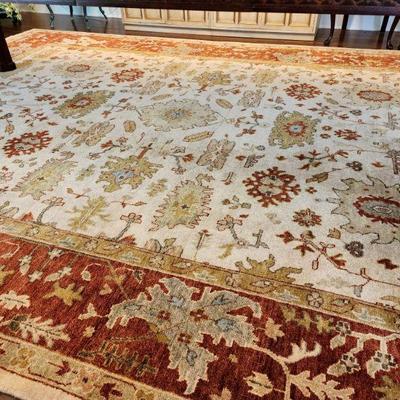 Lot 10 - Large Cream / Rust Oriental Rug (10' x 14') 