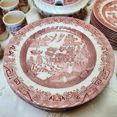 Lot 33 - Churchill Pink Willow Dishes 