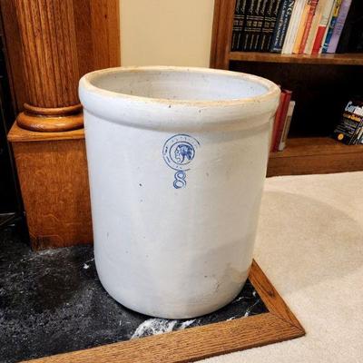 Lot 77 - Louisville Pottery 8 Gallon Stoneware Crock 
