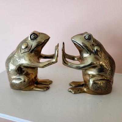 Lot 81 - Pair of Andrea by Sadek Brass Frog Bookends 