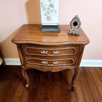 Lot 37 - Thomasville "Camille" King Bedroom Set 