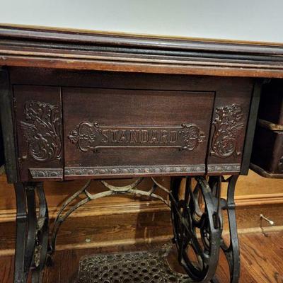 Lot 97 - Antique Standard Sewing Machine 