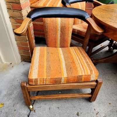 Lot 105 - Vintage Furniture Lot 