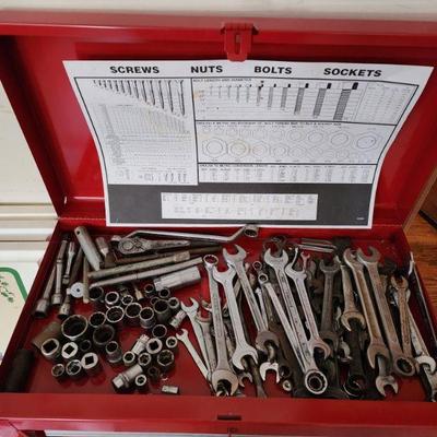 Lot 103 - Small Tool Chest + Tools 