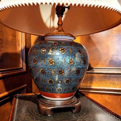Lot 13 - Wildwood Asian Ceramic Table Lamp 