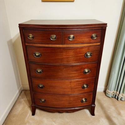 Lot 62 - Vintage Mahogany Bedroom Set 