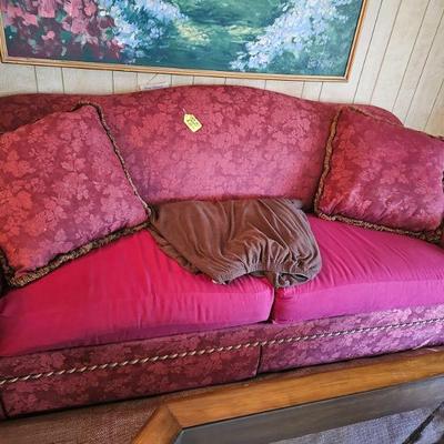 Sofa w/cover $25