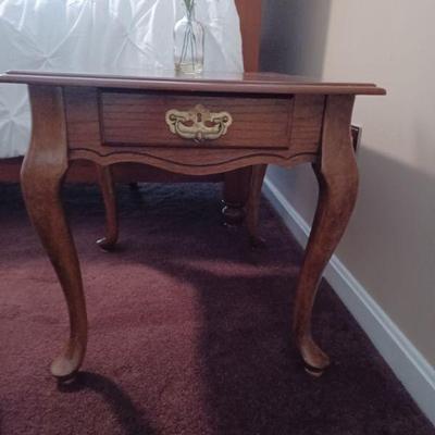 Â Side Table with Drawer